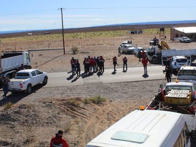 Mineros continúan el corte sobre la ruta 22 en Arroyito
