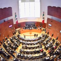 Reforma educativa pasa trámite en comisiones del Senado y la turnan al pleno