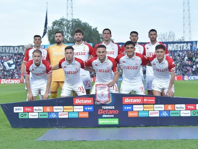 On fire está la FIFA y también inhibió a Huracán