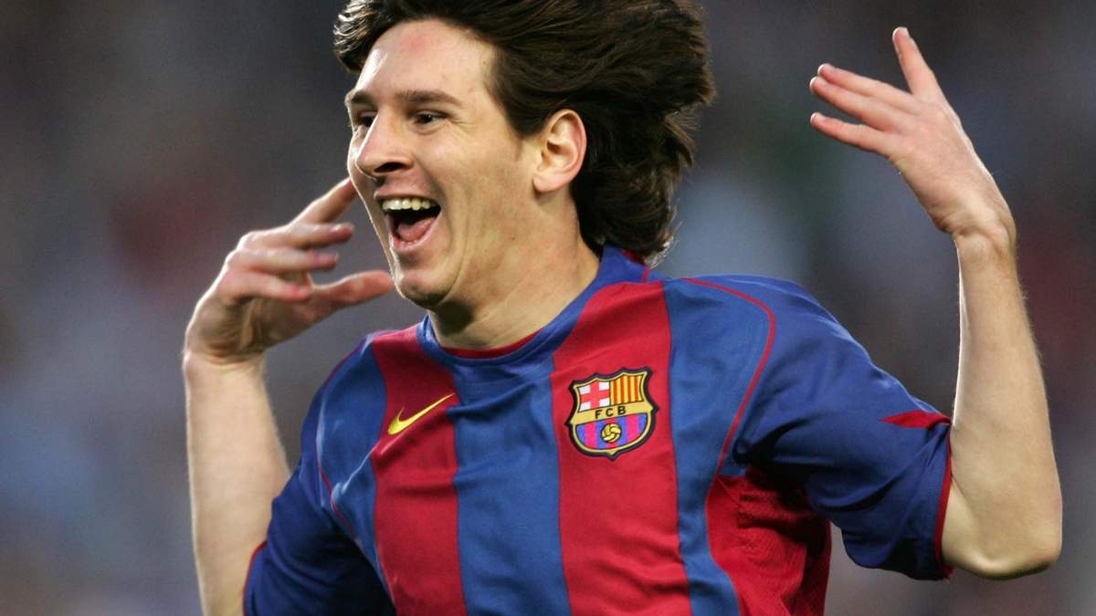 01 May 2005. FC Barcelona won 2-0.