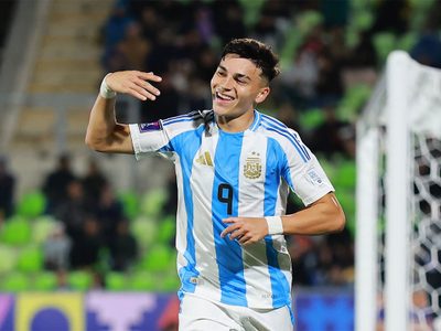 El Sub 20 sufrió al árbitro pero se sobrepuso y le ganó a Cuba