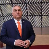 Bruselas ultima el expediente contra Hungría por la ley que discrimina al colectivo LGTBIQ