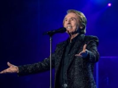 El cantante Raphael padece un linfoma cerebral; cancela conciertos