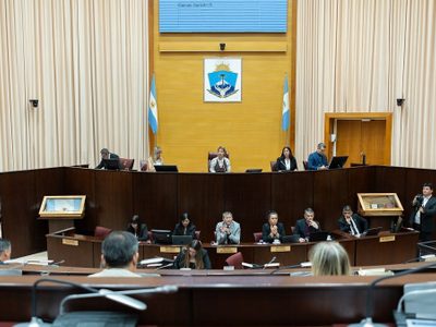 La Legislatura de Neuquén definió sus autoridades y se prepara para el discurso de Rolando Figueroa