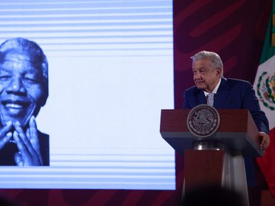 Estos fueron los principales temas de la conferencia mañanera de AMLO del 26 de septiembre (Video)