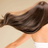 La keratina está cada vez más cara: mirá cómo nutrir y alisar tu cabello de forma natural con 2 ingredientes