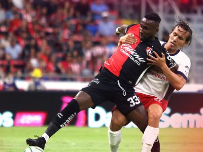Cuartos de final Liga MX: Quiñones da ventaja al Atlas en el clásico tapatío ante Chivas