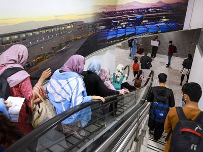 Tras las críticas, México recibirá a la familia afgana que había expulsado desde el aeropuerto
