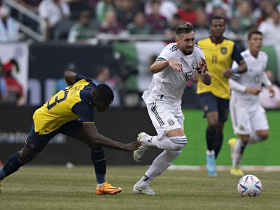 México empata a cero goles ante Ecuador