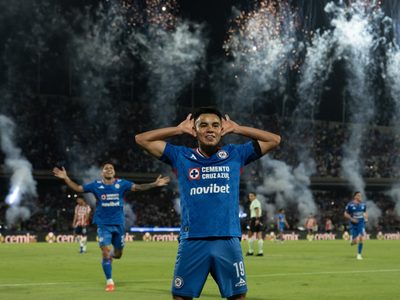 Brugada aclara: Parque Bicentenario no será estadio de futbol para el Cruz Azul