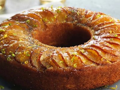 Torta matera de manzana y coco: sin azúcar común, jugosa y muy fácil de hacer