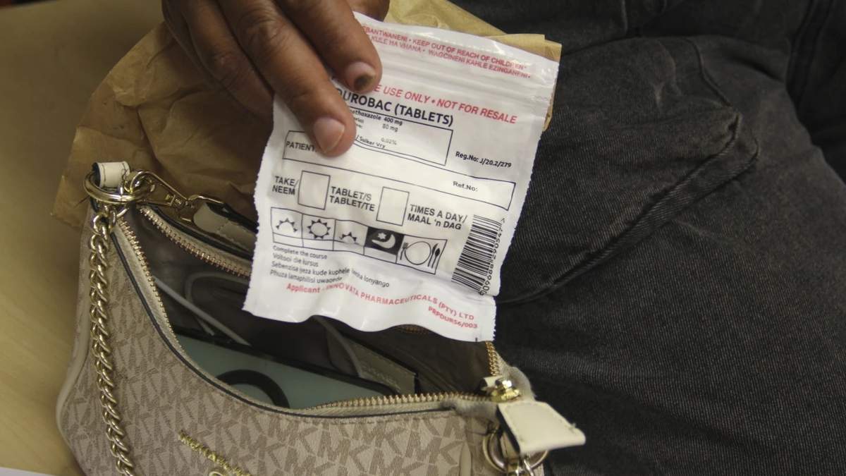 En Sudáfrica luchan por encontrar medicamentos contra el VIH tras recortes de ayuda de EU