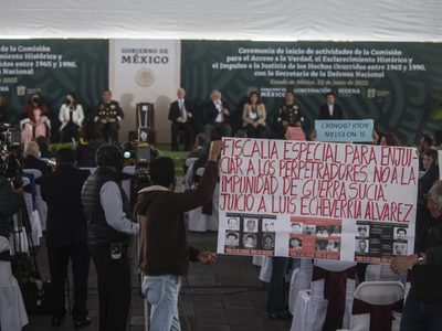 Familiares reclaman al titular de la Sedena: "Dónde están los desaparecidos y los culpables" (Video)