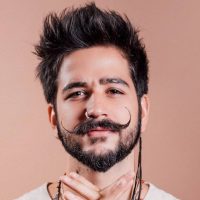 ¡Inéditas! Camilo Echeverry reveló dos fotos de su boda para celebrar un gran logro