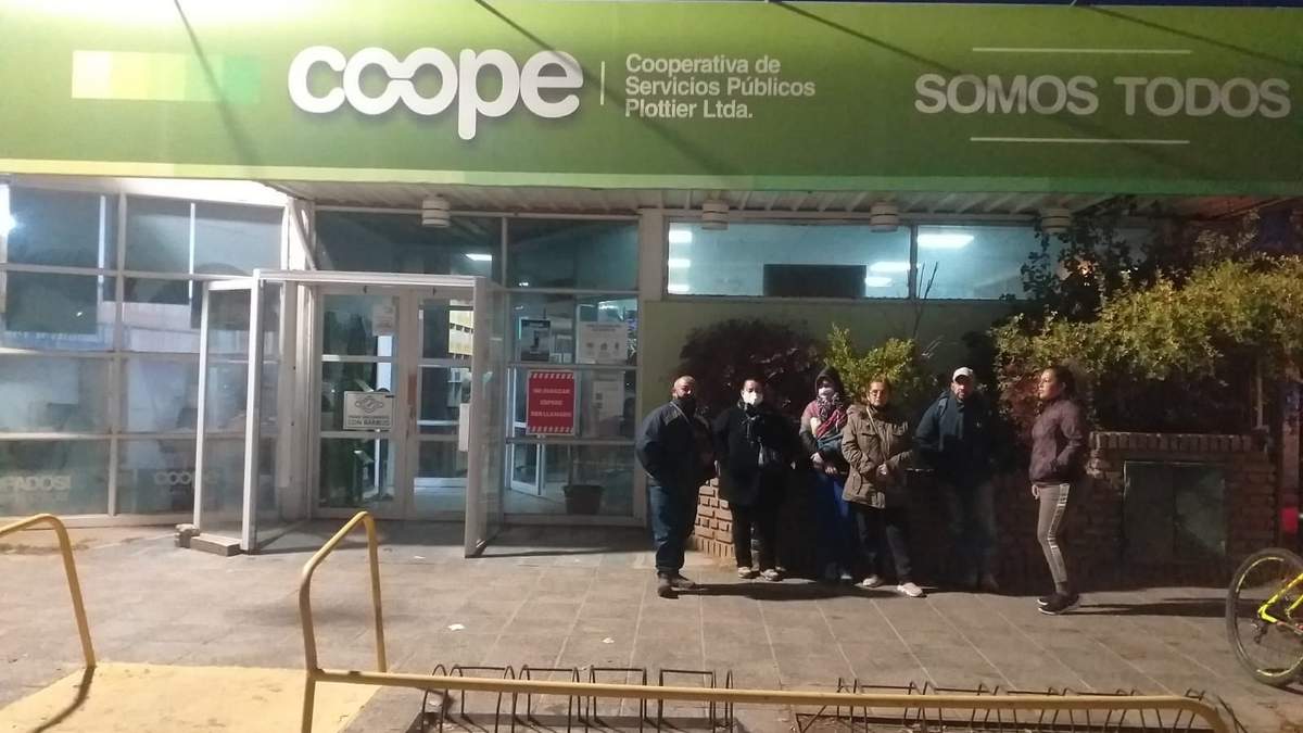 El exfuncionario de Jorge Sapag es el actual presidente de la Cooperativa de Luz de Plottier. Fuente: (Facebook)