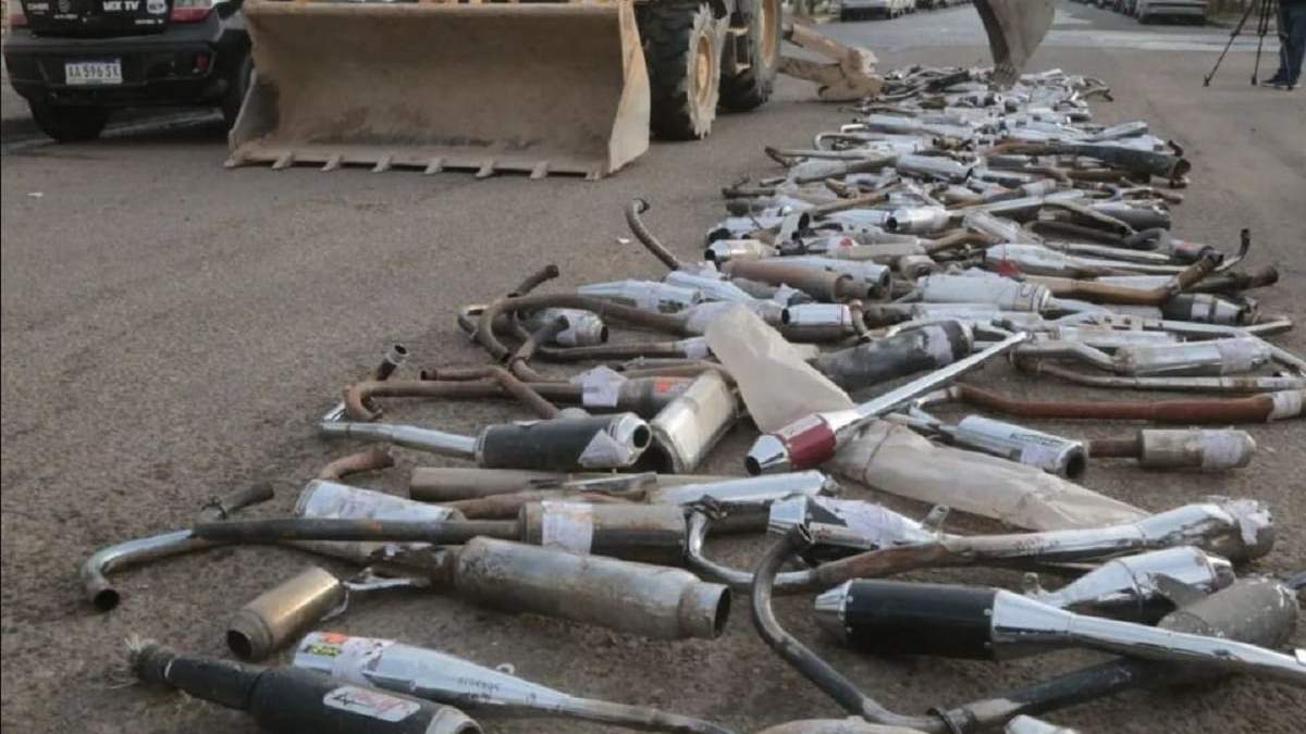 La municipalidad de Neuquén destruirá 260 caños de escape antirreglamentarios. Fuente: (Neuquén al Instante)