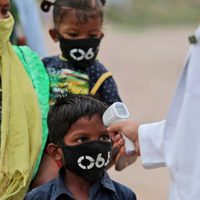 India: el gobierno planea flexibilizar, tras un récord de 12 mil contagios en 24 horas