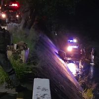 Asesinan a tres hombres frente a un bar y los arrojan al río Huacapa, en Chilpancingo