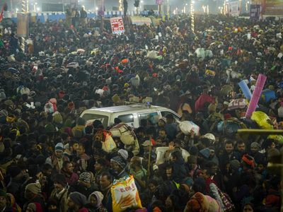 Al menos 30 muertos en una estampida durante el festival de Maha Kumbh en India