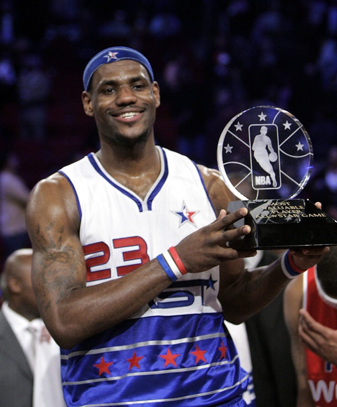 James, tres veces el MVP del Juego de Estrellas Foto Sue Ogrocki  AP photo