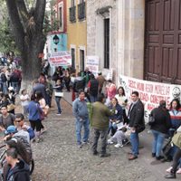 Gobierno de Michoacán paga quincena atrasada a CNTE, que rechaza liberar vías férreas