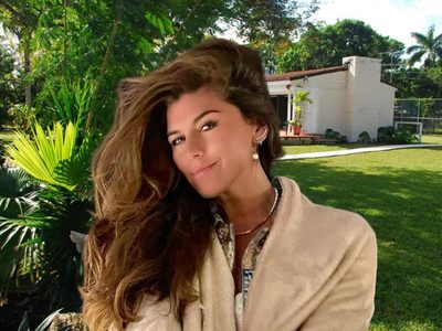Vegetación tropical y colores cálidos: Loly Antoniale mostró glamour al decorar su mansión