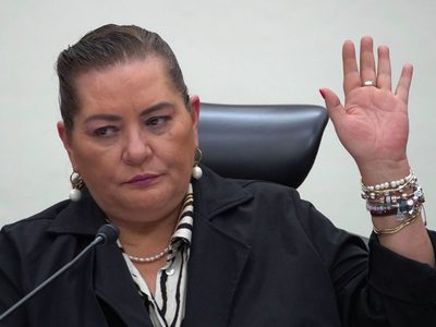 Choque frontal en el INE; Consejo aprueba controversia impulsada por disidentes