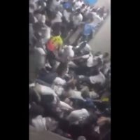 Estampida en el estadio de futbol Cuscatlán en El Salvador deja al menos 9 muertos (Video)