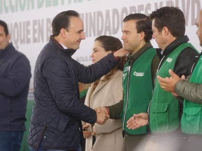 Manolo Jiménez impone candidatos del PRI a diputados locales; primos y cercanos en plurinominales