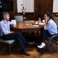Grave denuncia contra Marcos Peña y Gabriela Michetti por supuestas contrataciones ilícitas