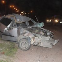 Imprudencia al volante en Centenario: manejaba alcoholizado y volcó
