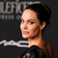 ¡Reina indiscutida! Angelina Jolie modela así en cuarentena y desarma internet. ¡Mirá!