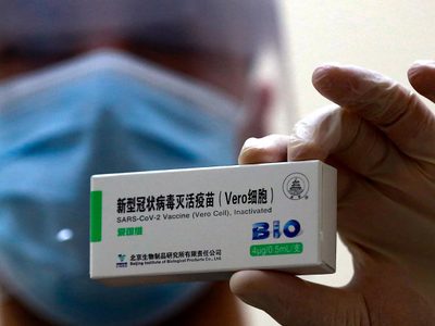 Hoy llegan más de 700 mil dosis de la vacuna china Sinopharm