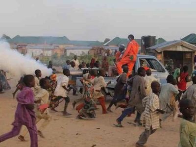 Mueren más de 30 niños por una estampida durante una feria en el oeste de Nigeria (Video)