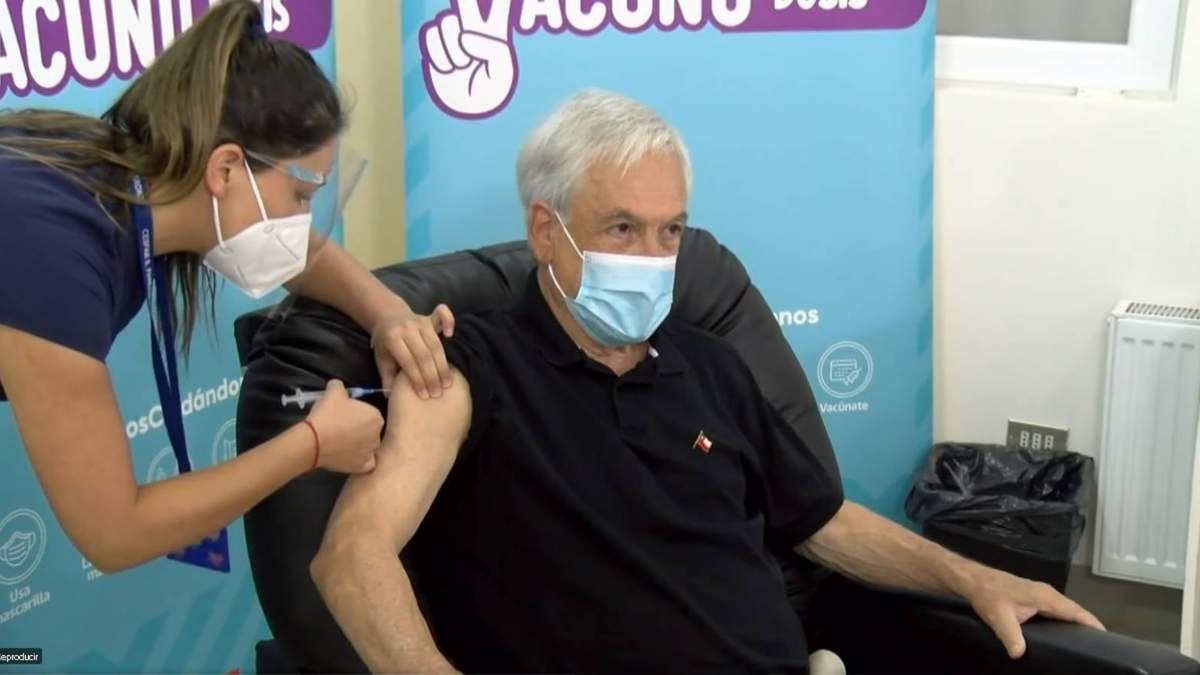 El presidente chileno Sebastián Piñera recibió la cuarta dosis de la vacuna contra el covid