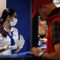 Los ocho argentinos que vivían en el epicentro del coronavirus ya pueden volver al país