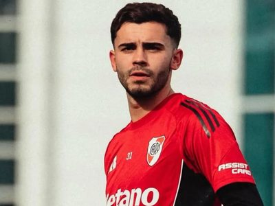 Tras ser marginado por Gallardo: la millonaria oferta que recibió River por Santi Simón