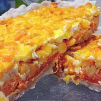 Tarta de cebolla, calabaza, choclo y queso: una bomba de sabor que te resolverá el almuerzo o cena