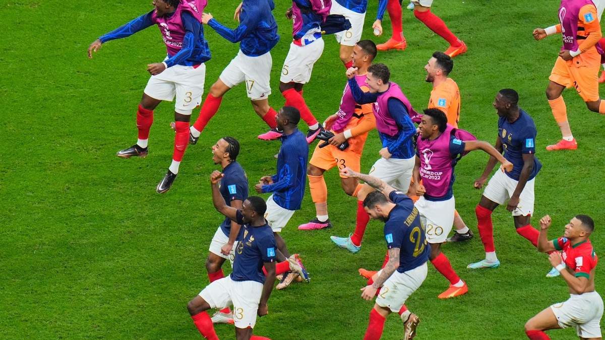 El equipo francés celebra su pase a la final