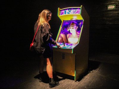 “Dios juega videojuegos y yo soy su puto Mario Bross”