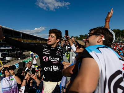 Quiere sentirlo: el piloto que desea ganarse el apoyo de los fans de Franco Colapinto