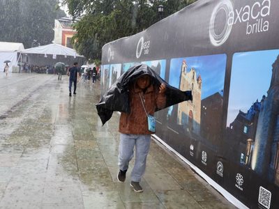 Chubascos y lluvias este martes en 24 estados del país; posibles descargas eléctricas y granizo