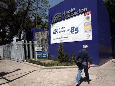 Radio Educación: la historia interminable