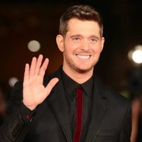¿Agresivo? El mundo escracha a Michael Bublé por maltratar a su esposa... ¡VIDEOS!