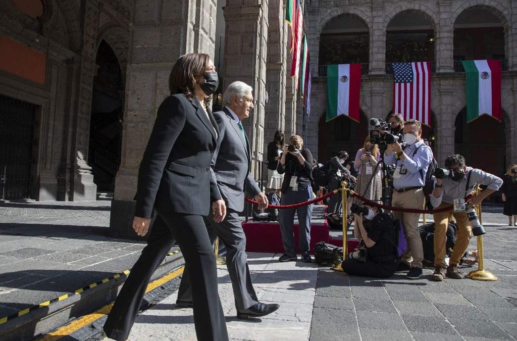 Visita de Kamala Harris a México. Palacio Nacional