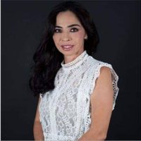 Hija de gobernador se separará de su cargo en el instituto electoral... mientras dura el proceso