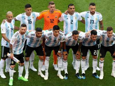 Boca va por un defensor mundialista