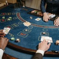 Guía completa sobre el Blackjack: Qué hace falta saber antes de jugar