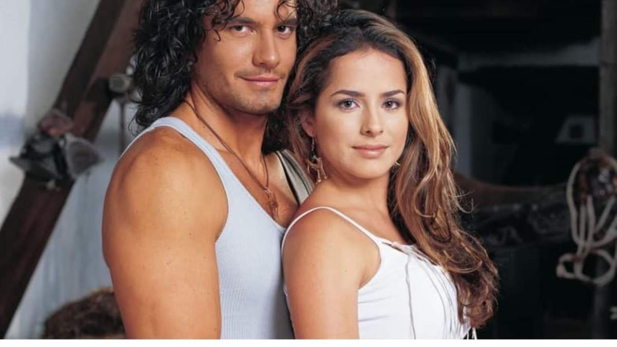 Danna García y Mario Cimarro. Fuente: (Instagram).