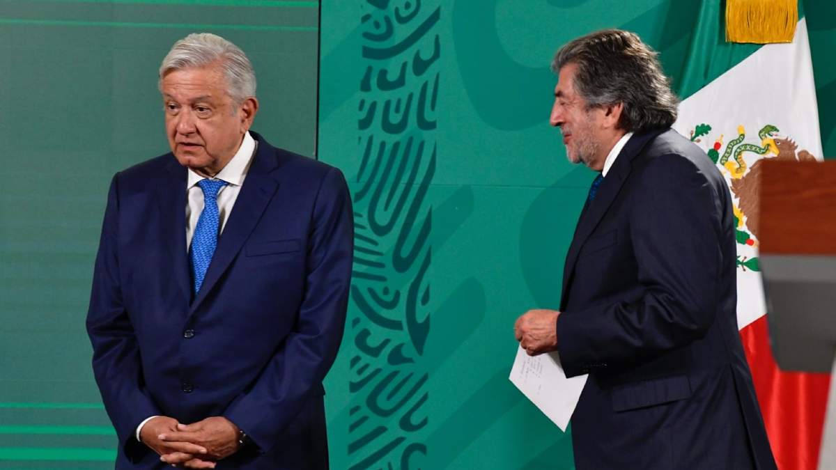 AMLO y Jiménez Pons durante una conferencia